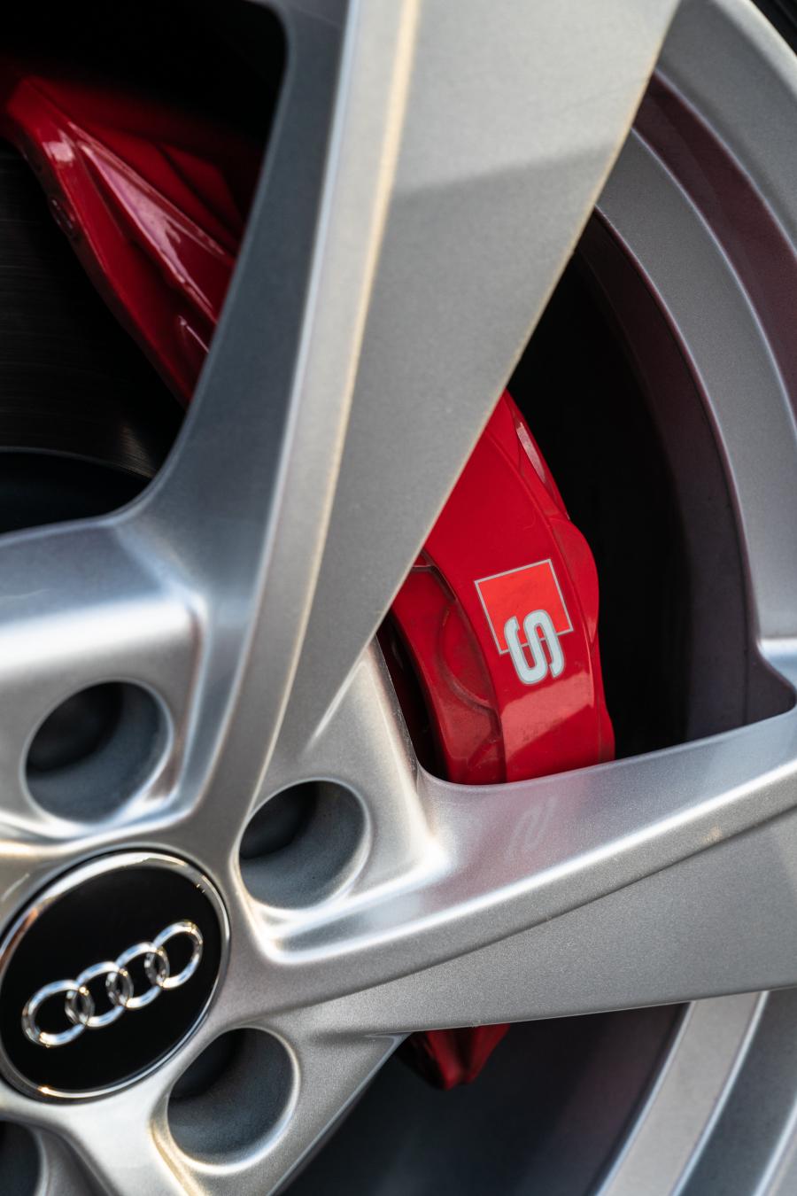 Колеса Audi S4 Sedan TFSI (B9) 2020 года  (NA) (фото 51 из 54)